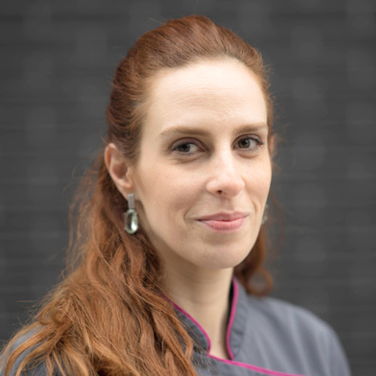 Caroline Assistante Dentaire